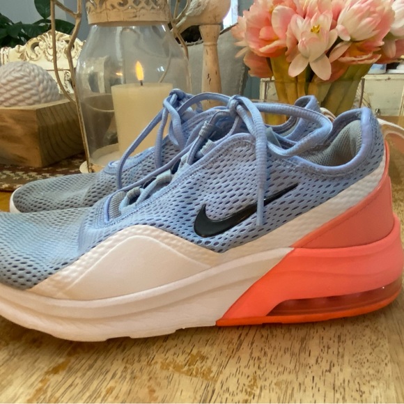 Air Max Motion - Picture 2 of 10